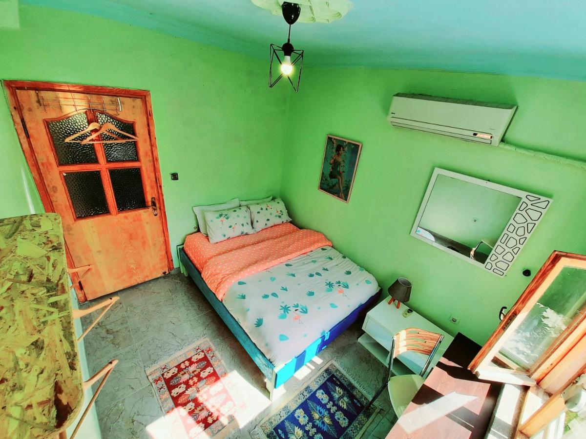 Hostel Vague Antalya Extérieur photo