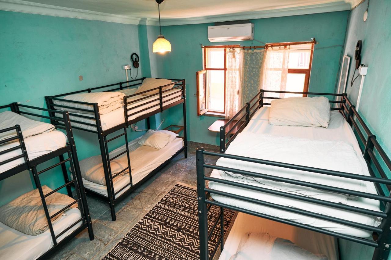 Hostel Vague Antalya Extérieur photo