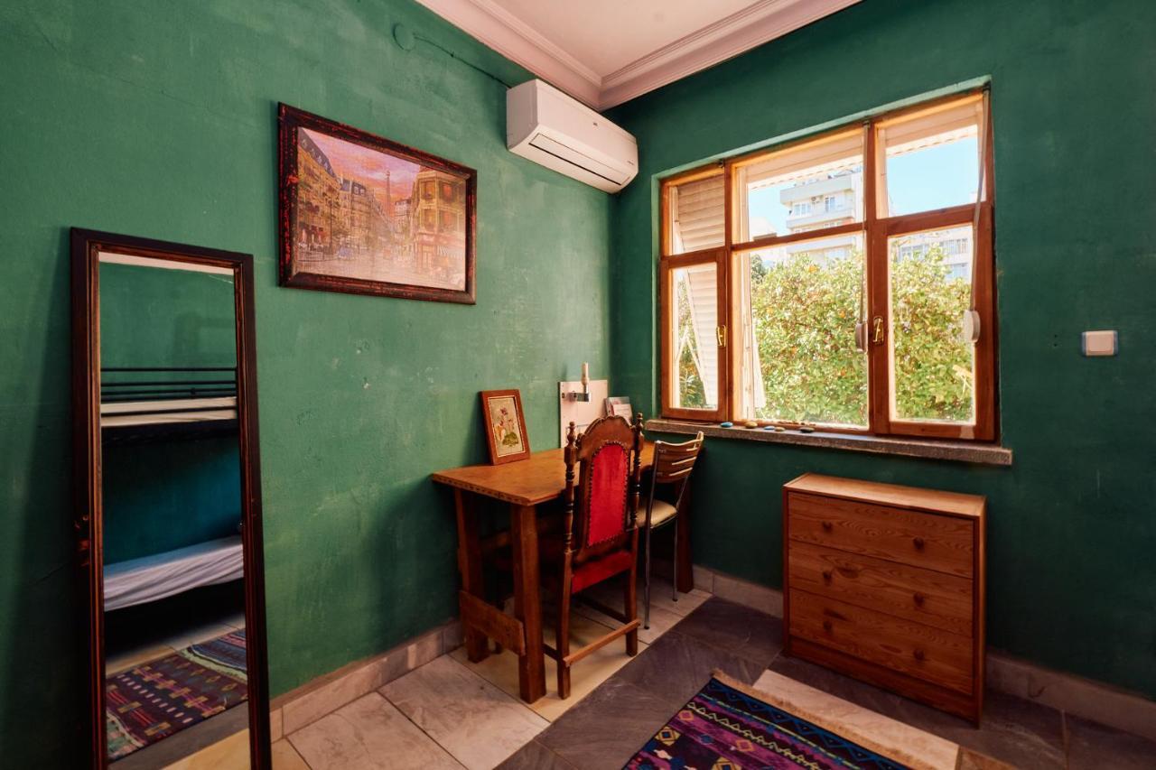 Hostel Vague Antalya Extérieur photo